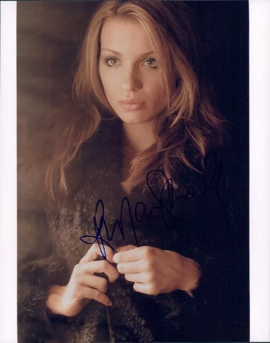 Rebecca Marshall autograph
