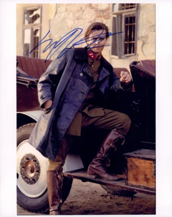 Sean Patrick Flanery autograph