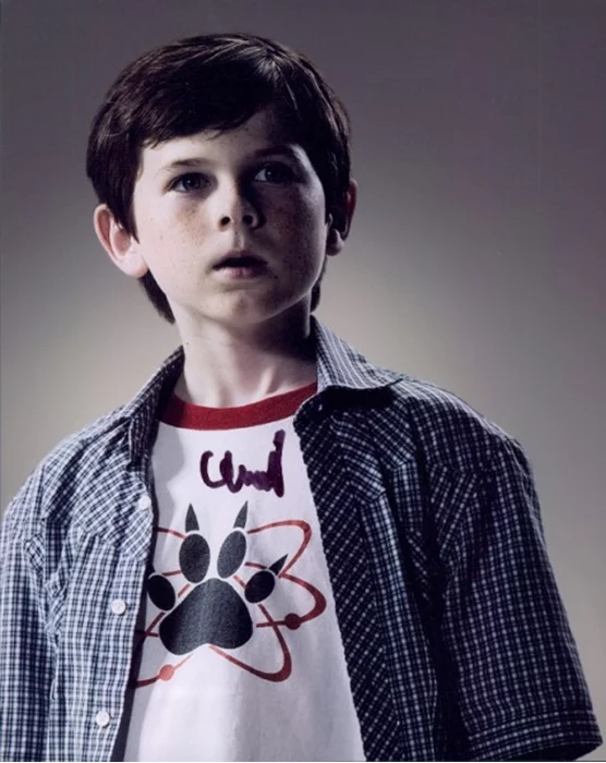 Chandler Riggs autograph