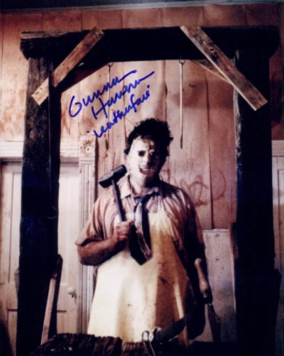 Gunnar Hansen autograph