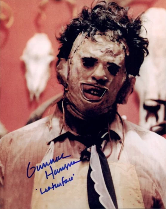 Gunnar Hansen autograph