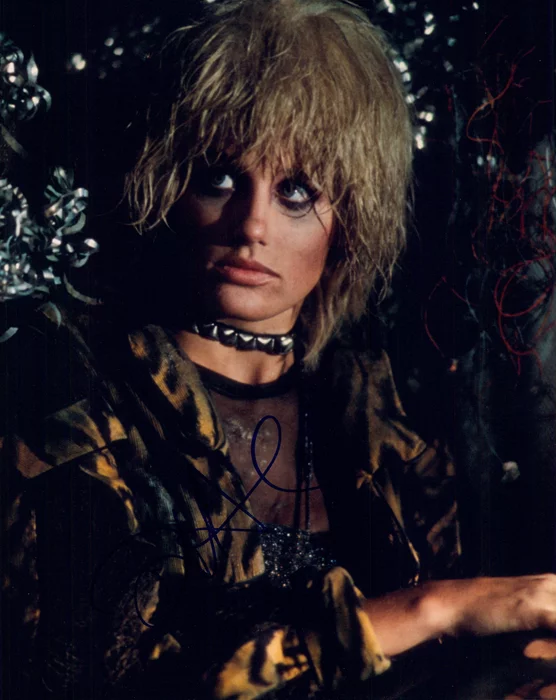 Daryl Hannah autograph