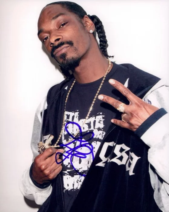Snoop Dogg autograph