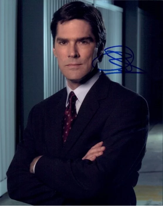 Thomas Gibson autograph