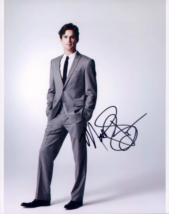 Matthew Bomer autograph