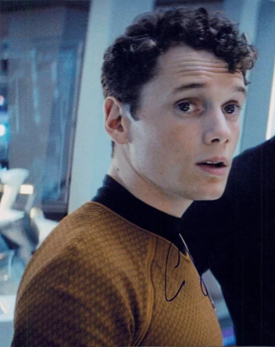 Anton Yelchin autograph