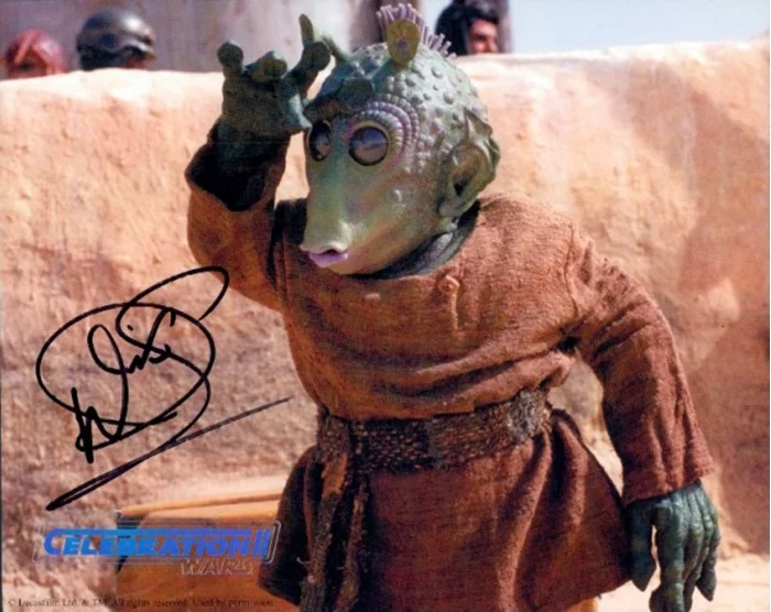 Warwick Davis autograph