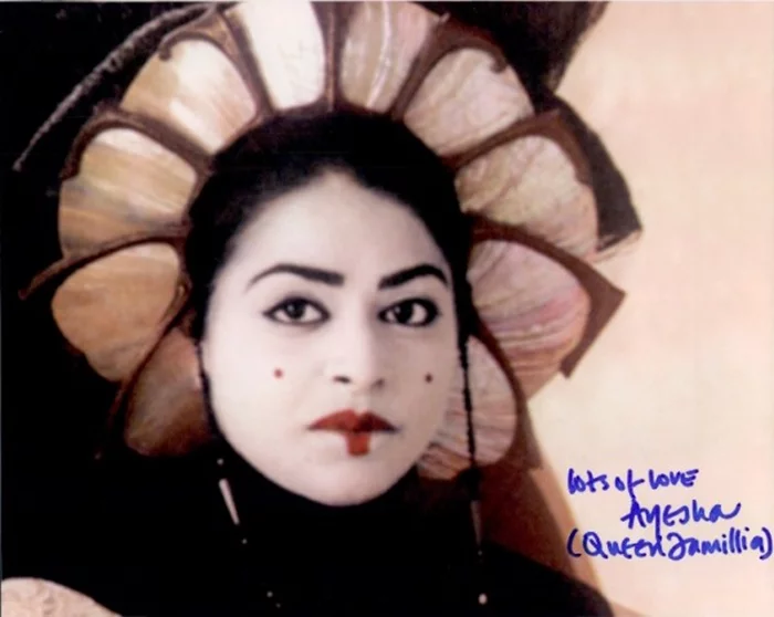 Ayesha Dharker autograph