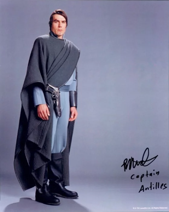 Rohan Nichol autograph