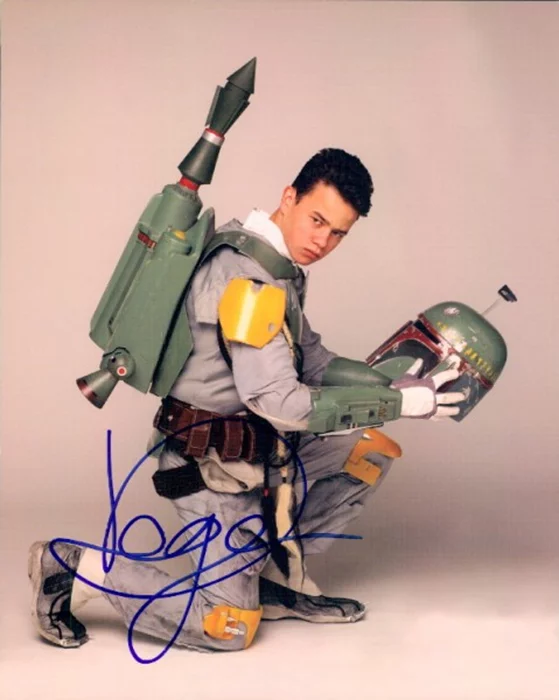 Daniel Logan autograph