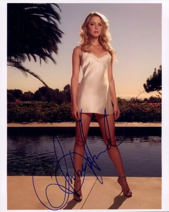 Amber Heard autograph