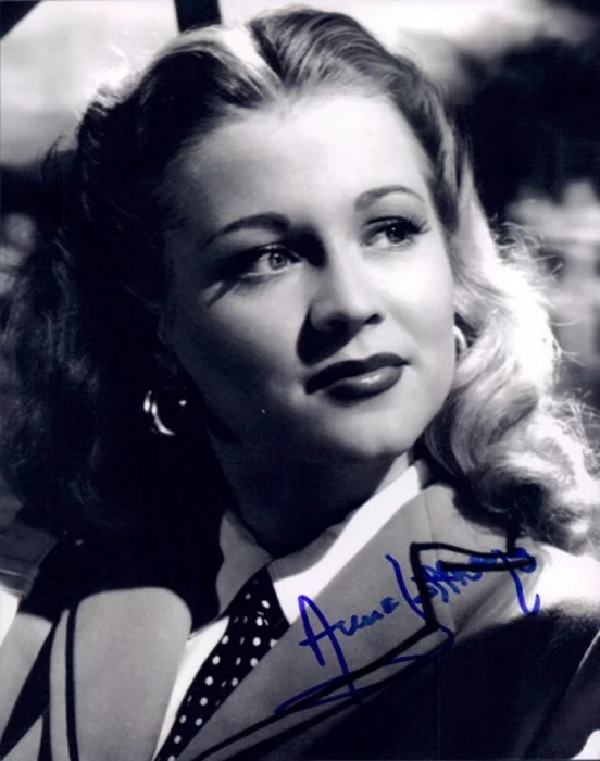 Anne Jeffreys autograph