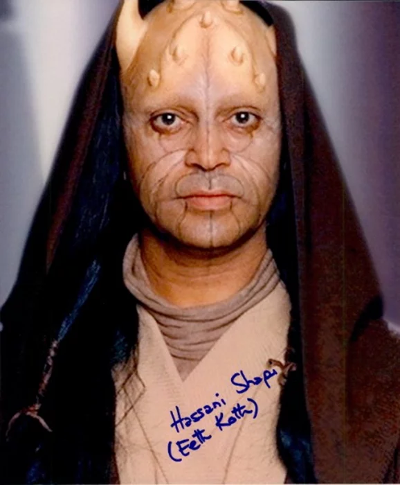 Hassani Shapi autograph