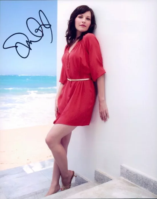 Jill Flint autograph