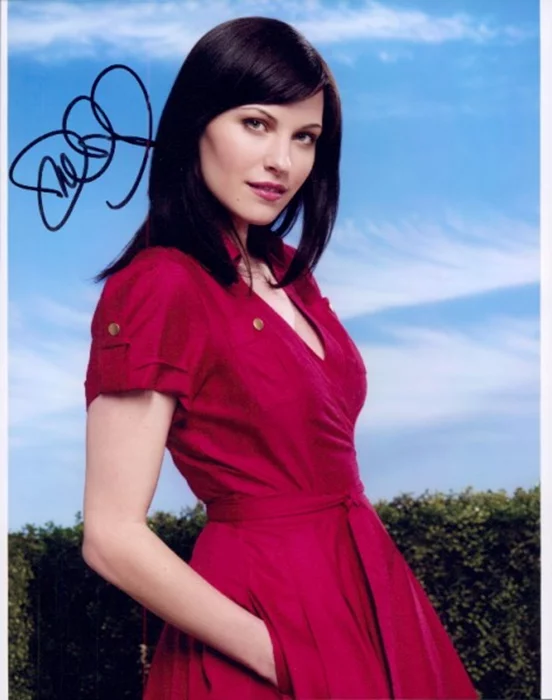 Jill Flint autograph
