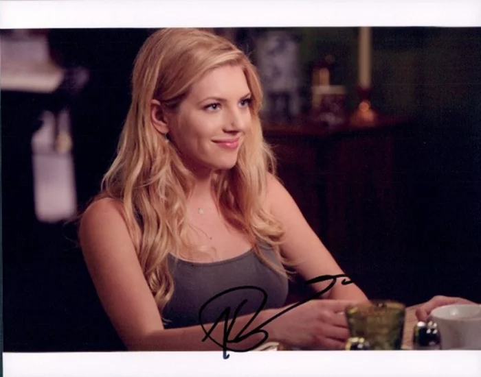 Katheryn Winnick autograph