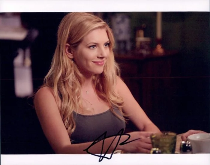 Katheryn Winnick autograph