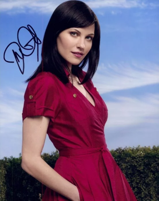 Jill Flint autograph
