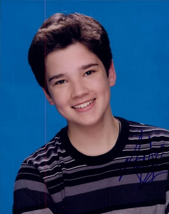 Nathan Kress autograph