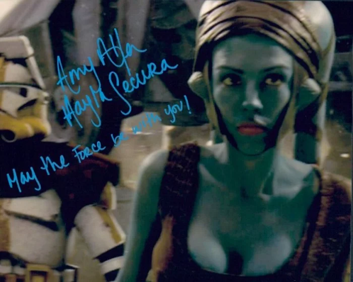 Amy Allen autograph