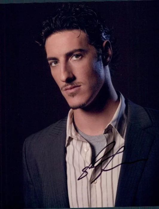 Eric Balfour autograph