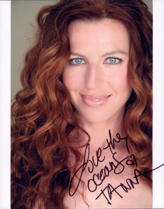 Tanna Frederick autograph