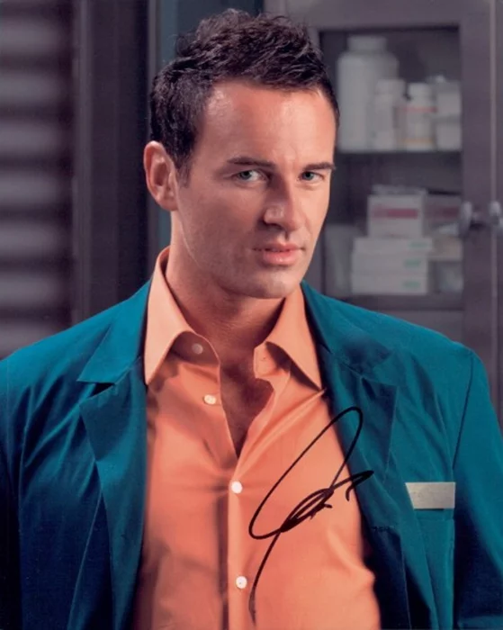 Julian McMahon autograph