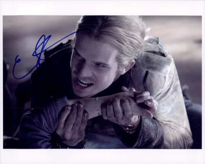 Cam Gigandet autograph