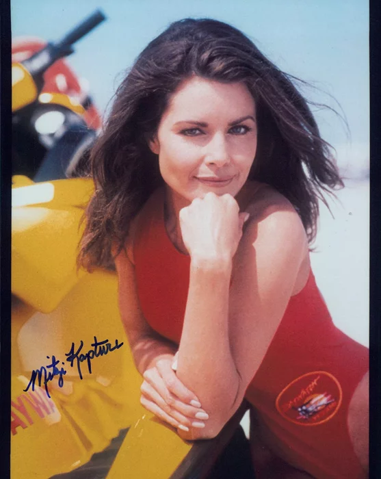 Mitzi Kapture autograph