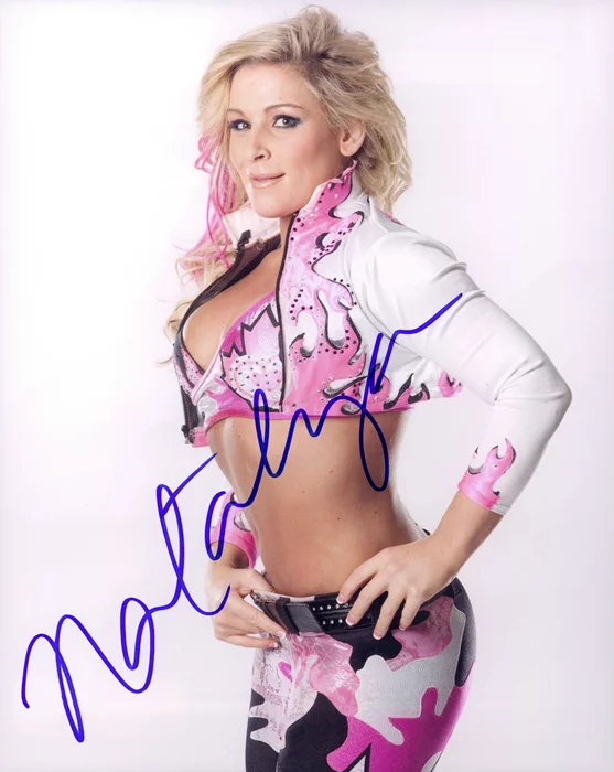 Natalya Neidhart autograph