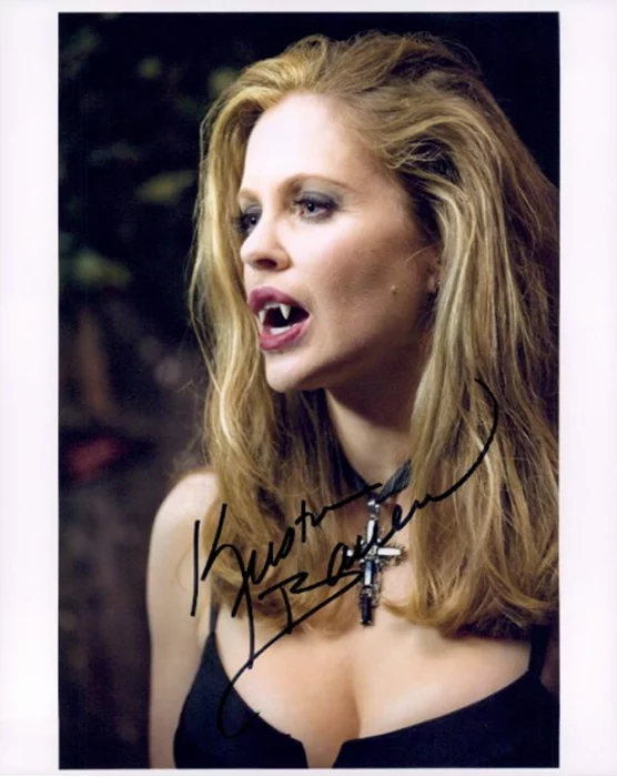 Kristin Bauer autograph