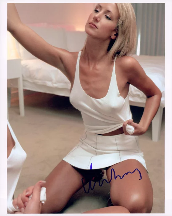 Lady Victoria Hervey autograph
