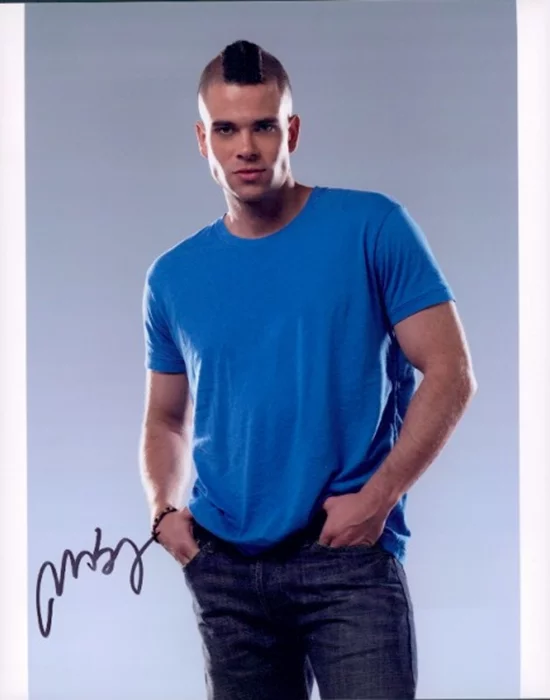 Mark Salling autograph
