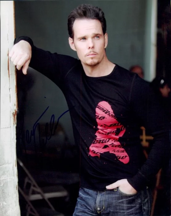 Kevin Dillon autograph