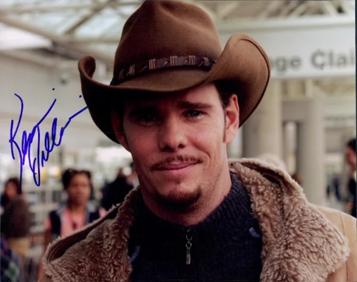 Kevin Dillon autograph