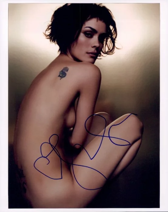 Shannyn Sossamon autograph
