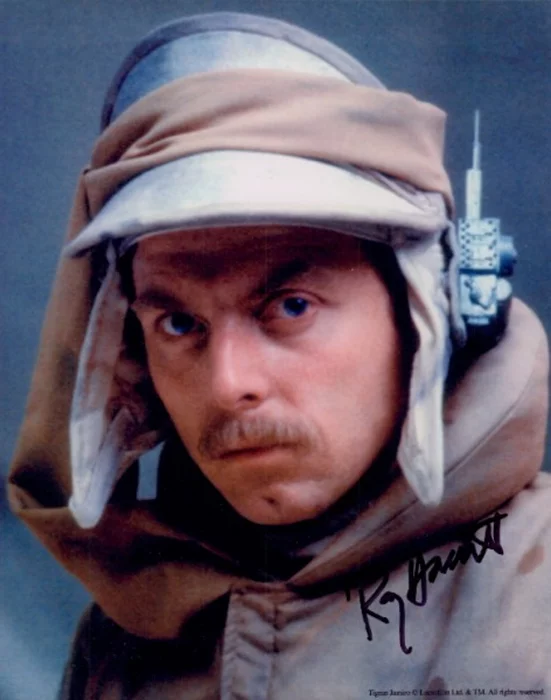 Ray Hassett autograph