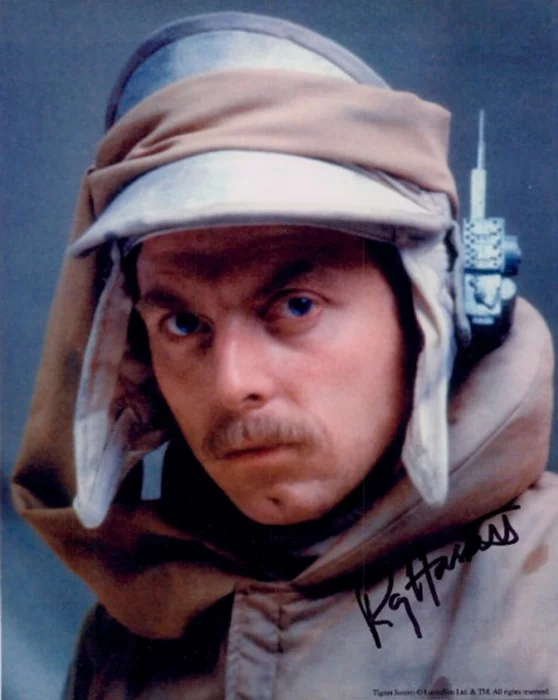 Ray Hassett autograph