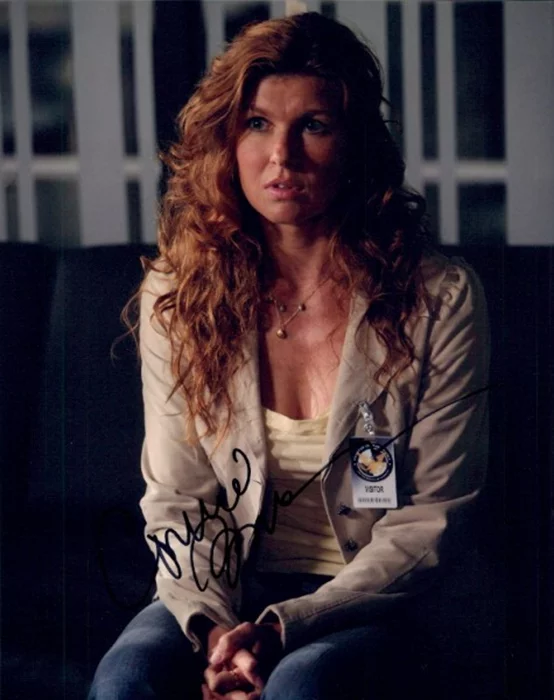 Connie Britton autograph