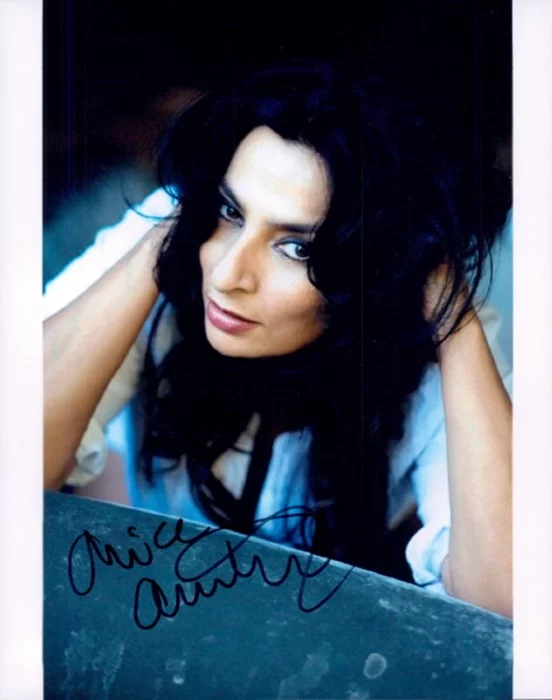 Alice Amter autograph
