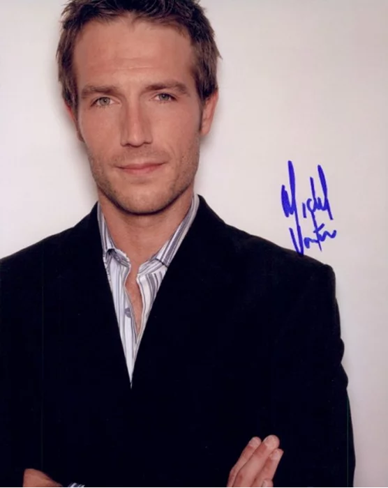 Michael Vartan autograph
