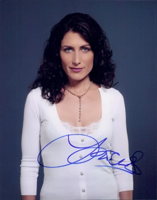 Lisa Edelstein autograph