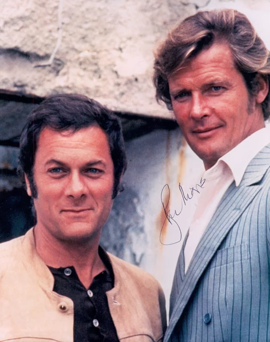 Roger Moore autograph