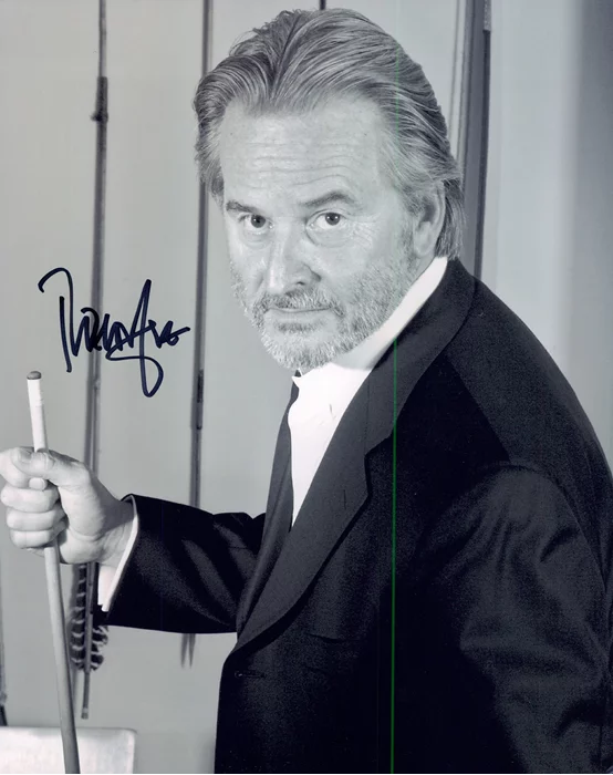 Trevor Eve autograph