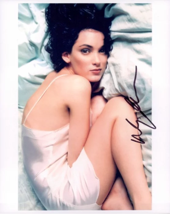Winona Ryder autograph