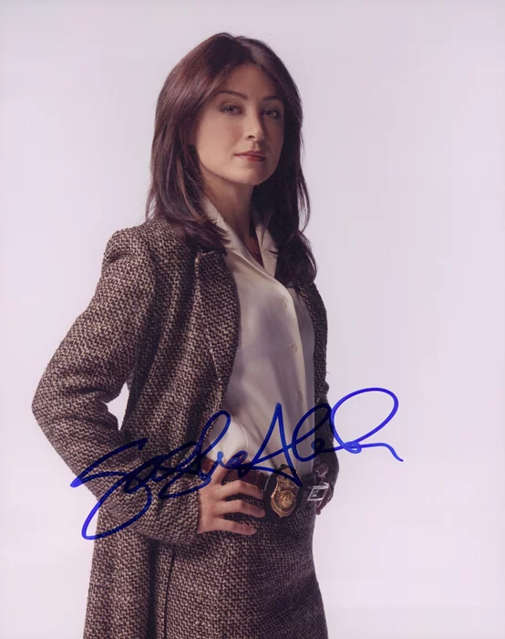 Sasha Alexander autograph
