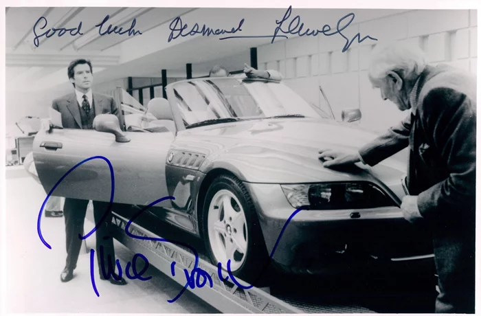 Goldeneye autograph