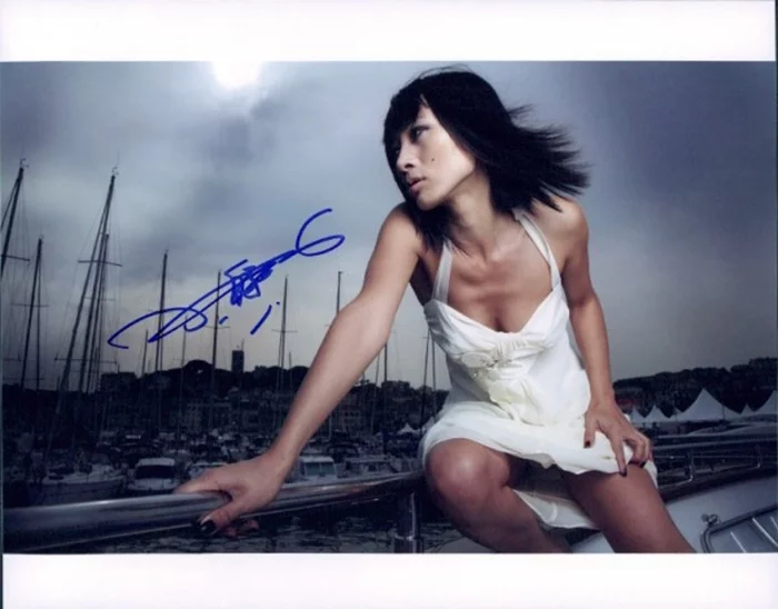 Bai Ling autograph
