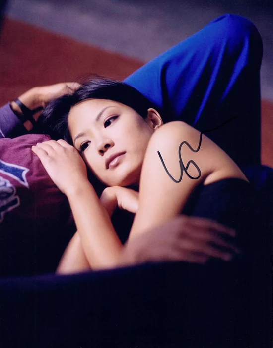 Lynn Chen autograph