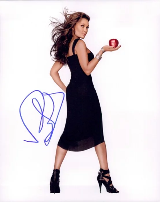 Vanessa Williams autograph